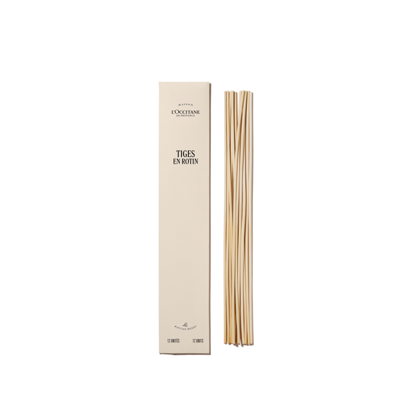 Set of 12 rattan reeds